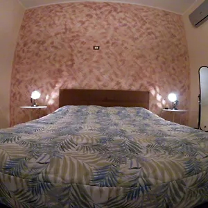  Affittacamere Mamma Loretta' House Italia